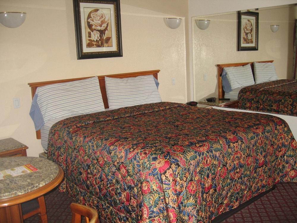 Walls Motel Long Beach