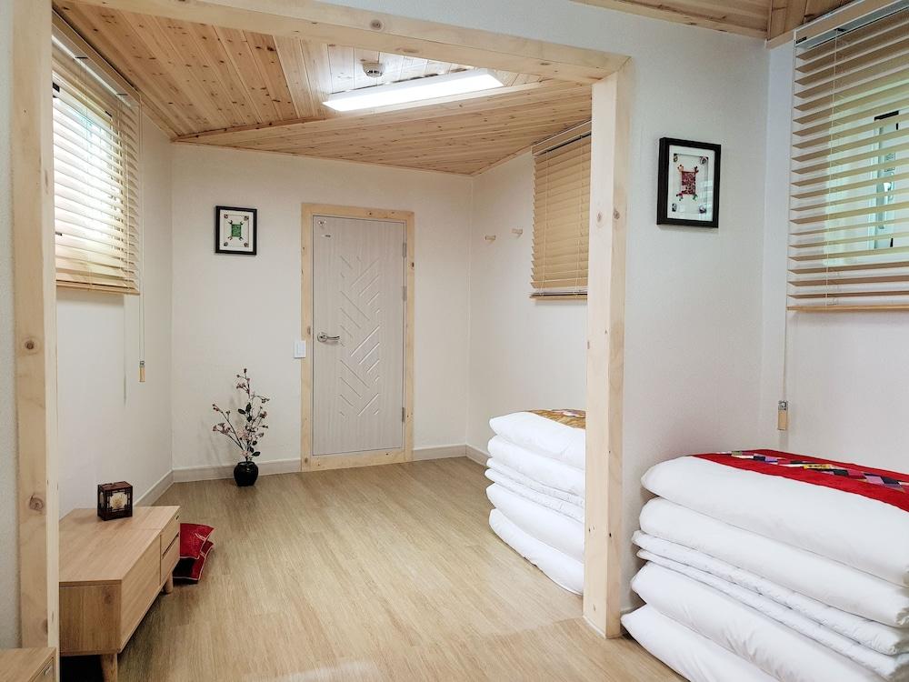 Dal Garam Guesthouse