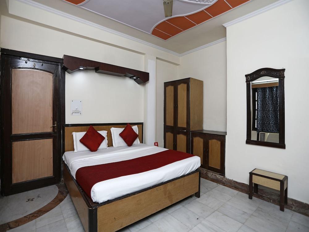 OYO 12671 Hotel Prithvi Palace
