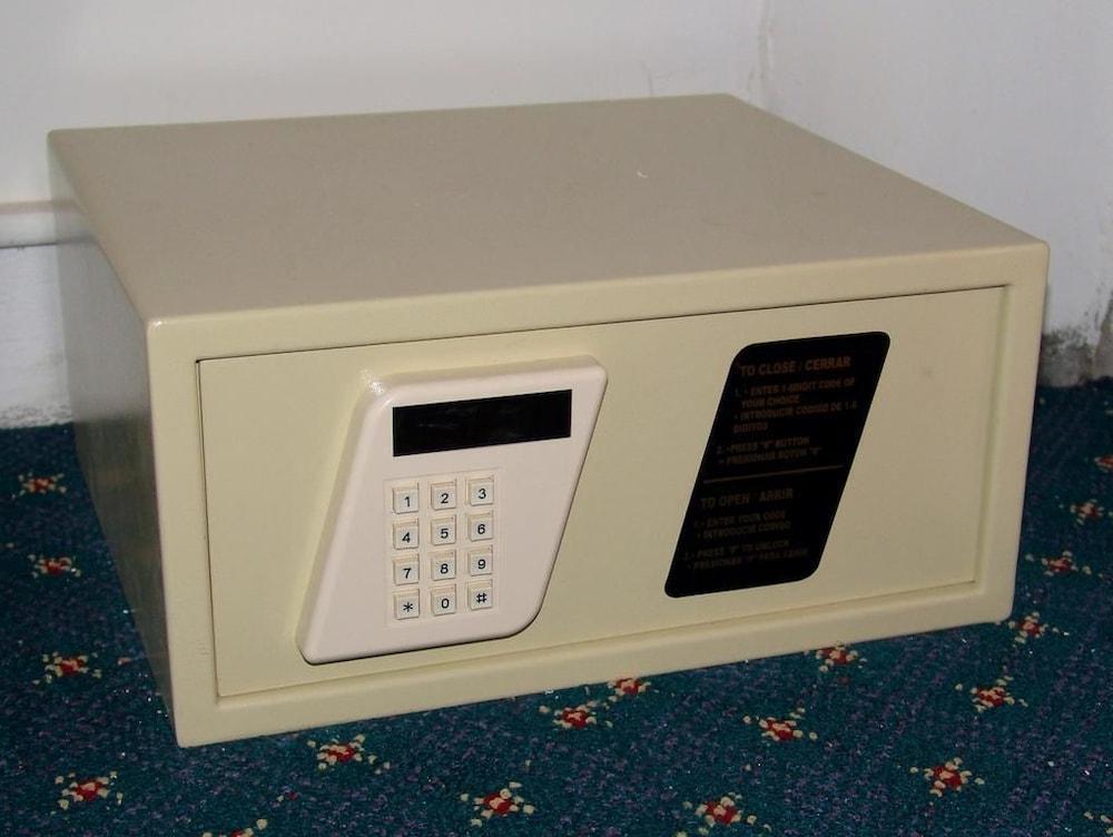 Le Grand Penthouse Hotel