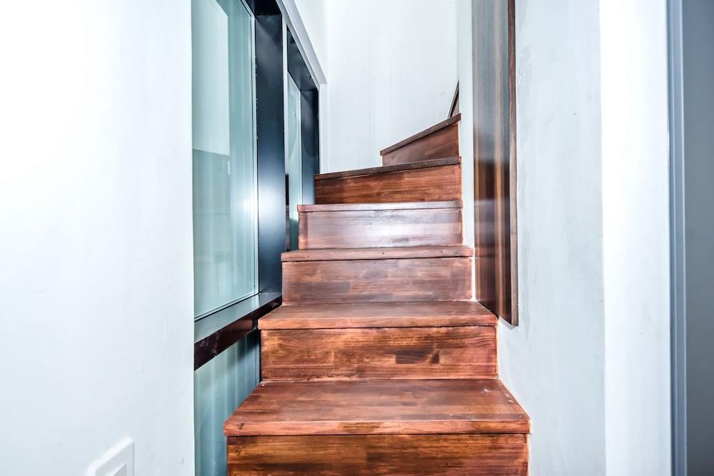 Aewol Bada Town House