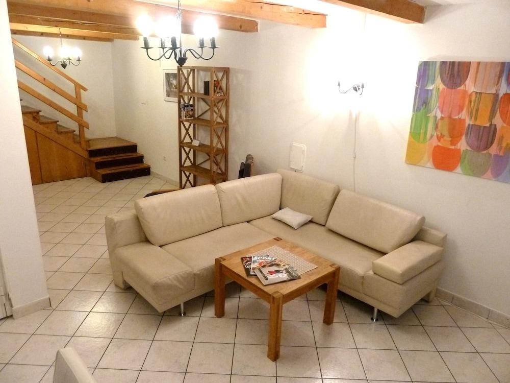 Sobieski Apartments Historic City