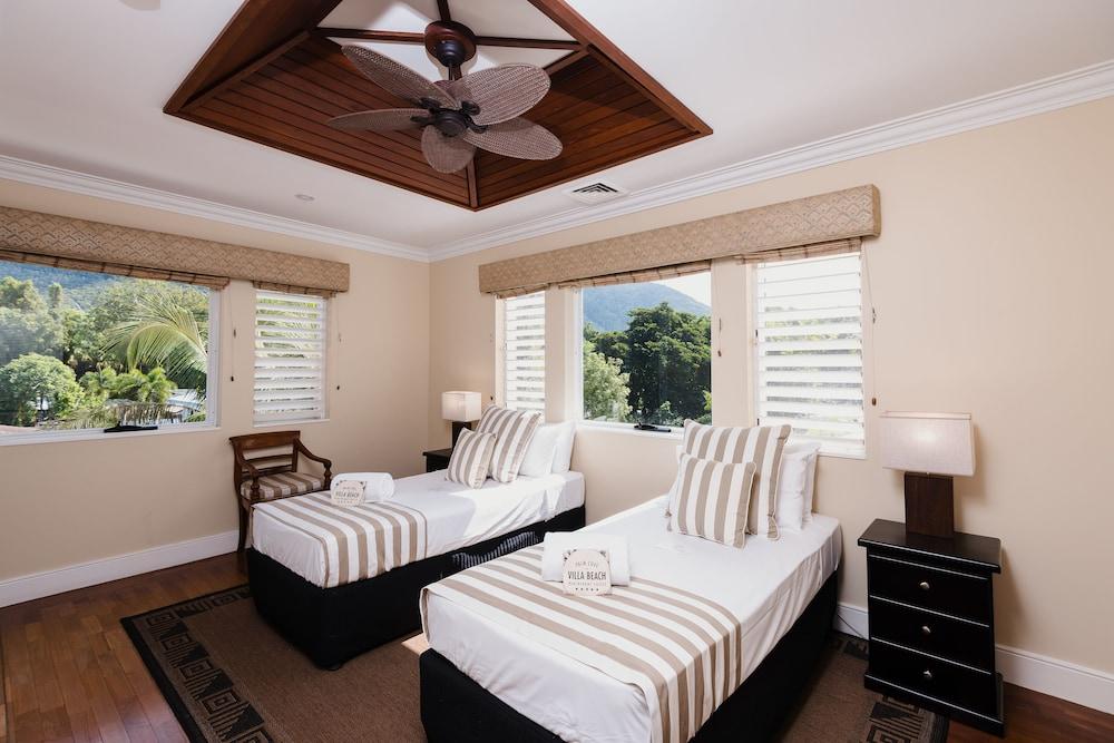 Villa Beach Palm Cove