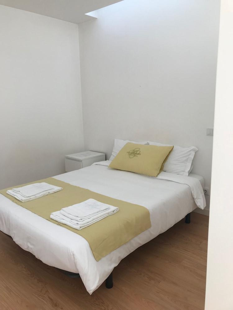 Casa da Praça Square Suites