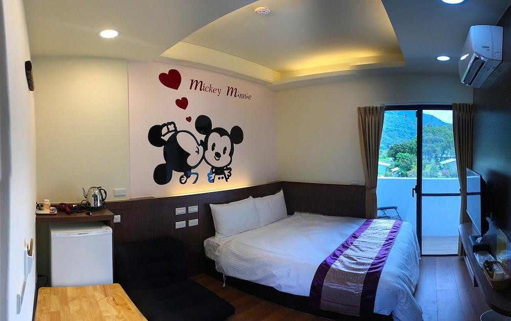 PULI GuanPu Fallsview Stay House