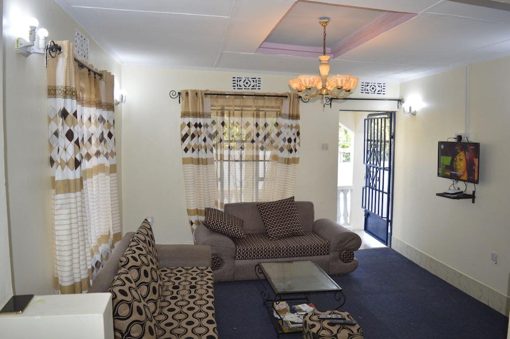 Swahili Home Stay
