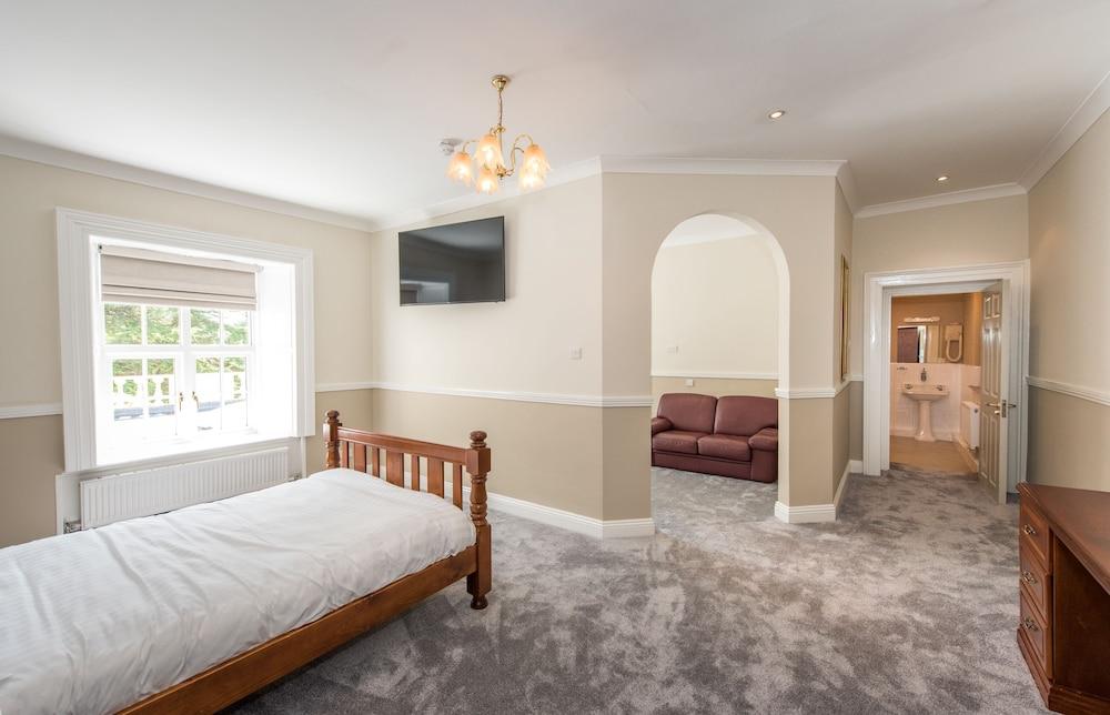 Greenway Manor Hotel