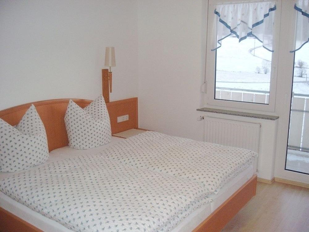 Gasthaus Pension Donishäusle