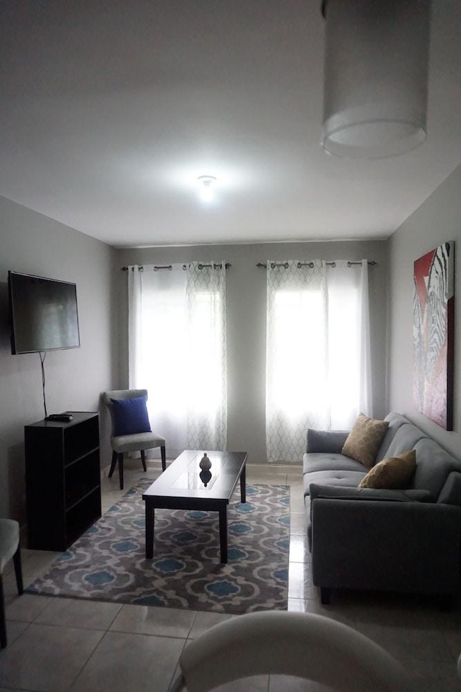 New Kingston Guest Apt Surbiton