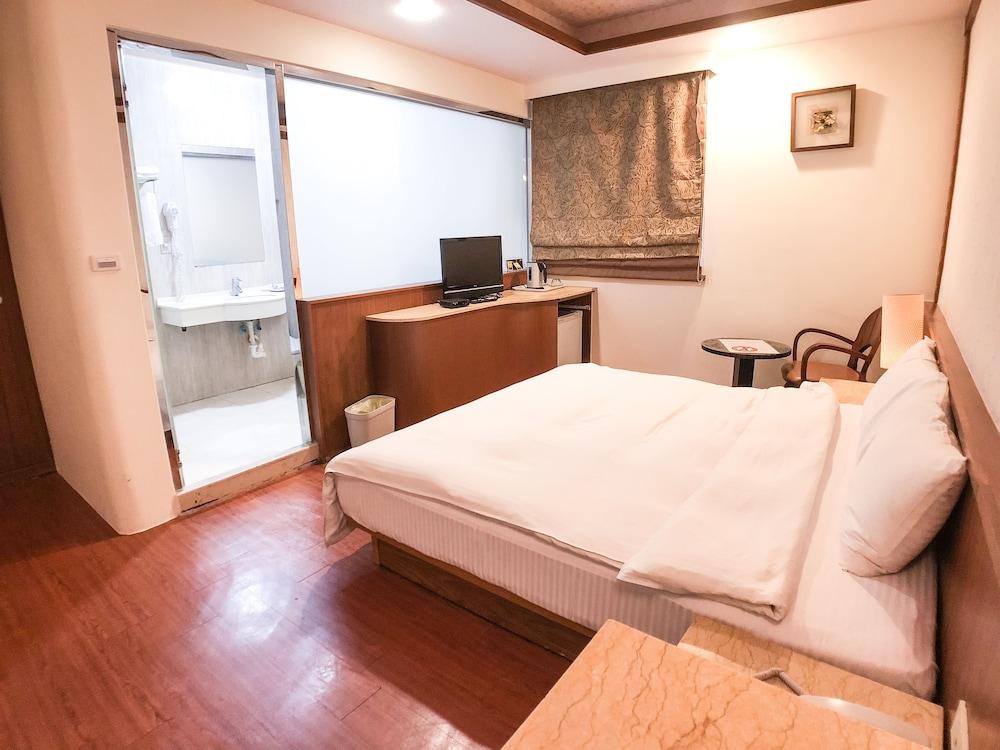 Jade Spring Hot Spring Hotel