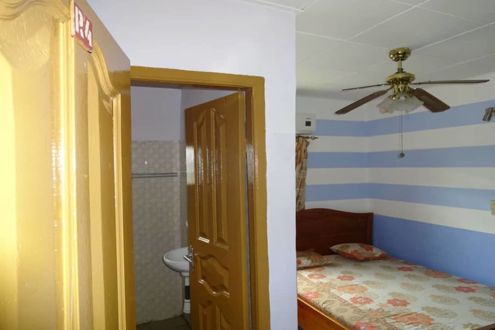 Complexe Hôtelier Rond-Point