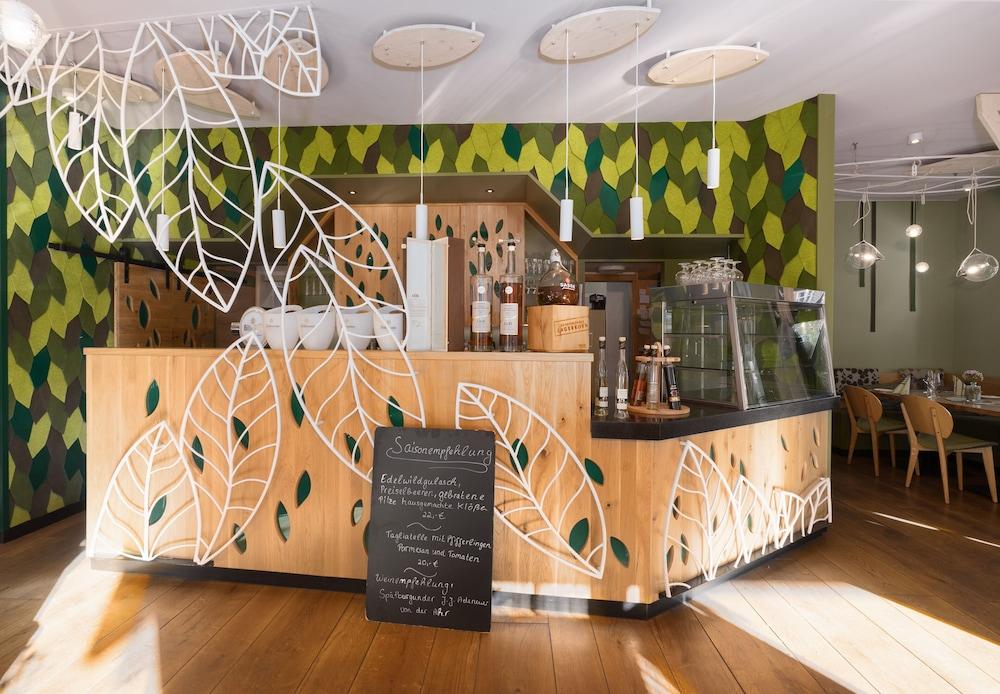 Pfeiffer's Sythener Flora