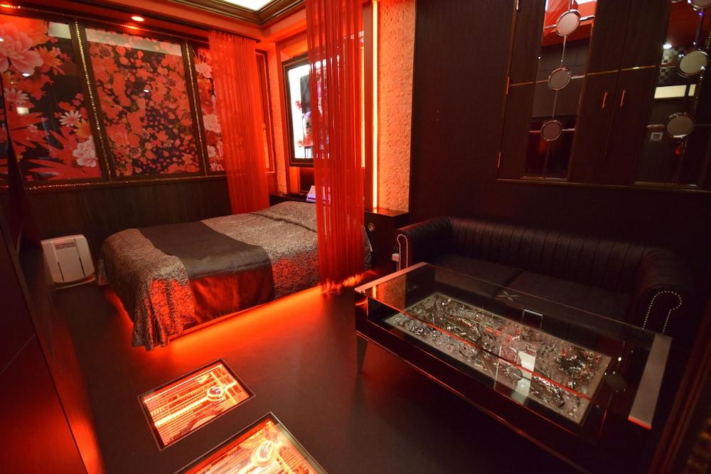 Hotel X - Adult Only