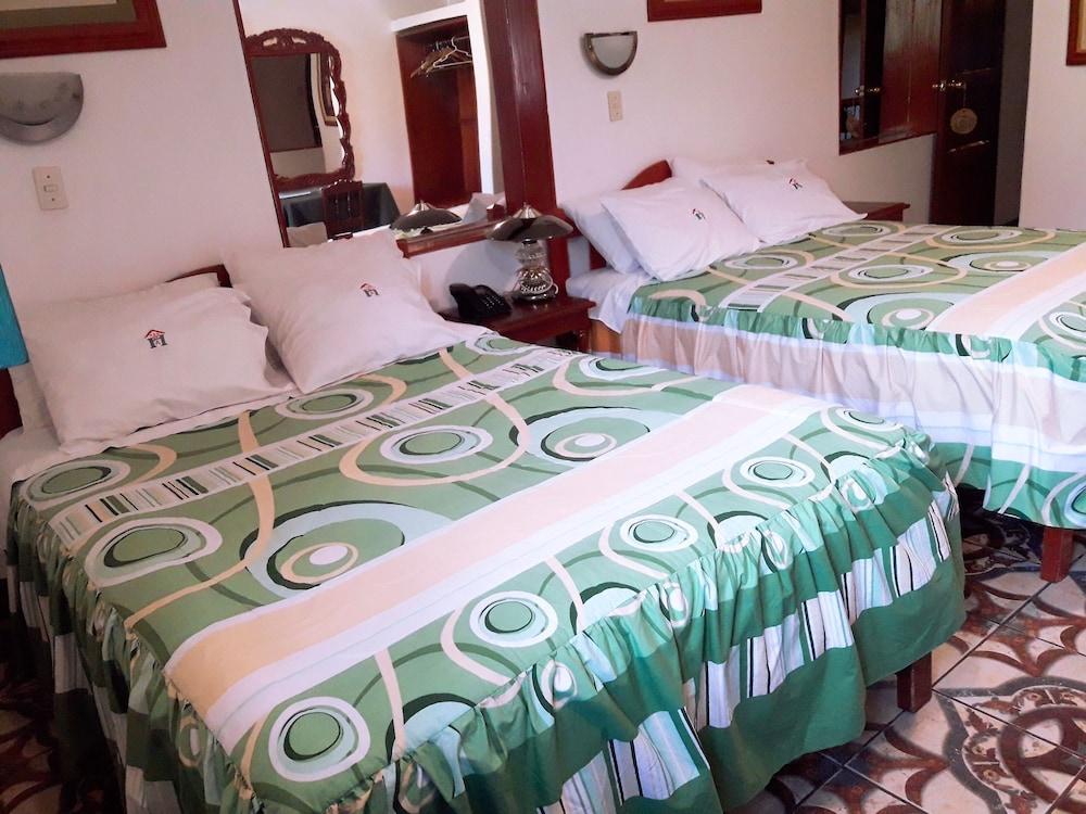 Hostal Santa Apolonia