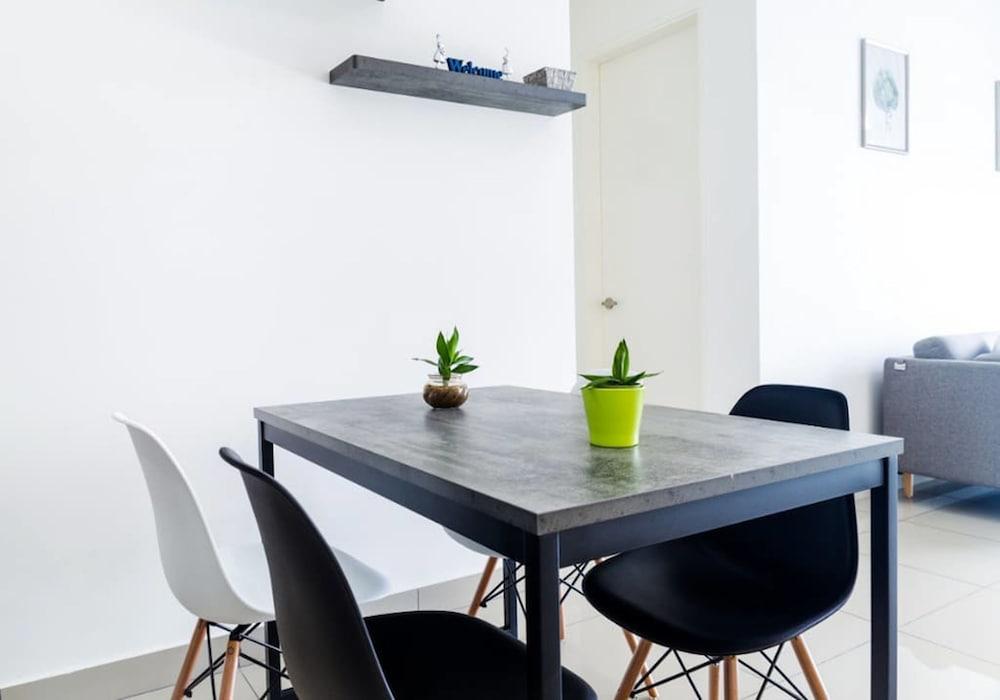 Conezion Putrajaya by SYNC