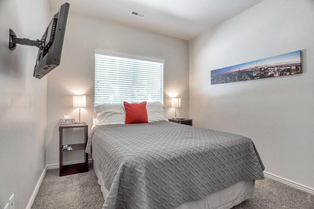 Spacious & New Guesthouse in Orem - Provo