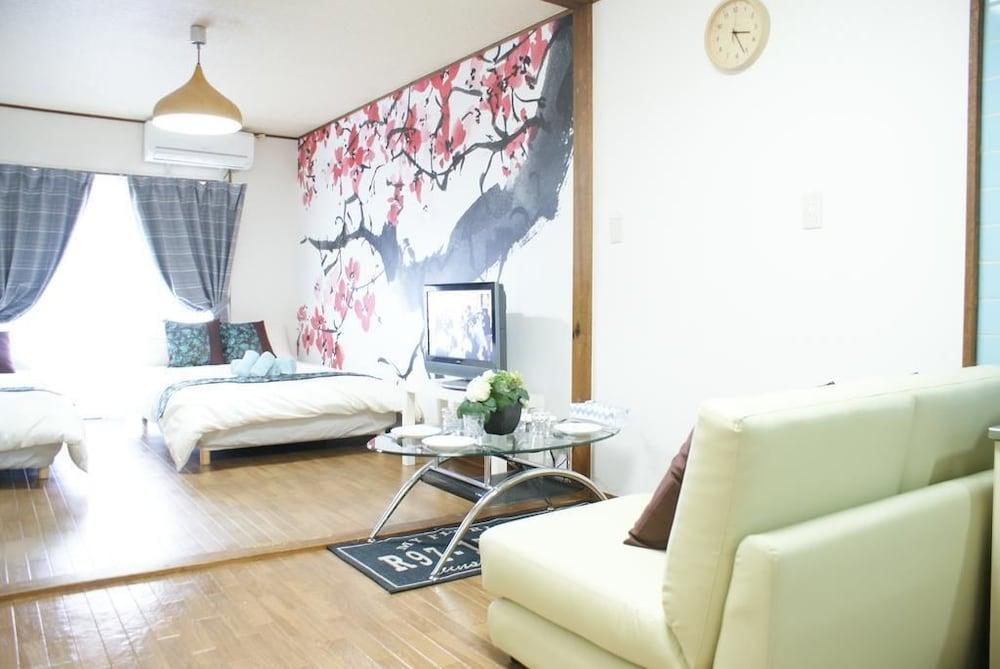 Sakura Apartment 0-13