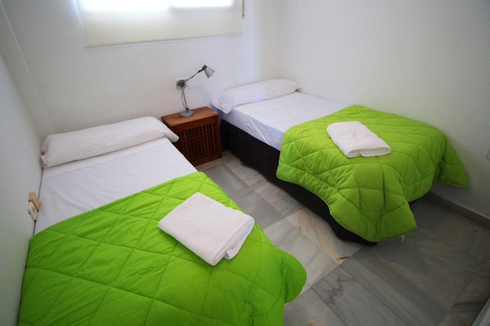 Corintio 4º C - Apartamento a 400m de la playa