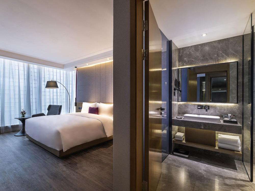 Mercure Kunshan MIXC Hi-tech