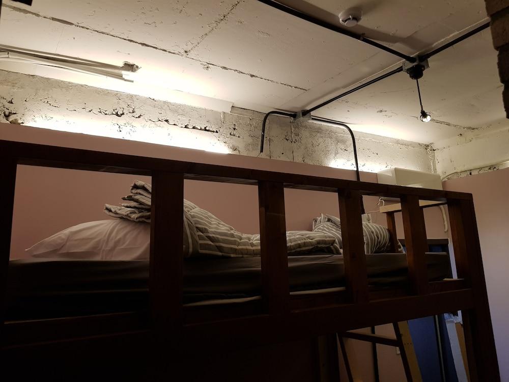 Inno Guesthouse & Bar Hongdae - Hostel