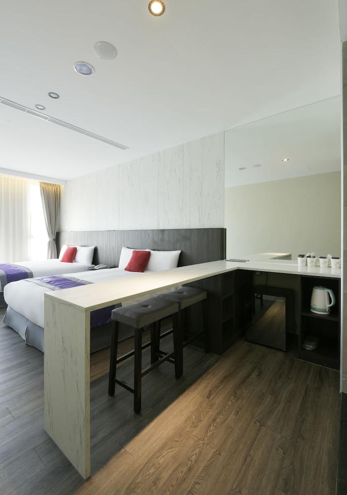 Hotel HSR Hesper - Taichung