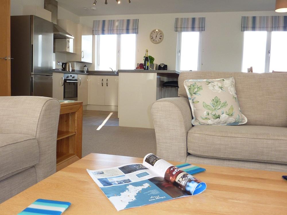 28 Clock Tower Court