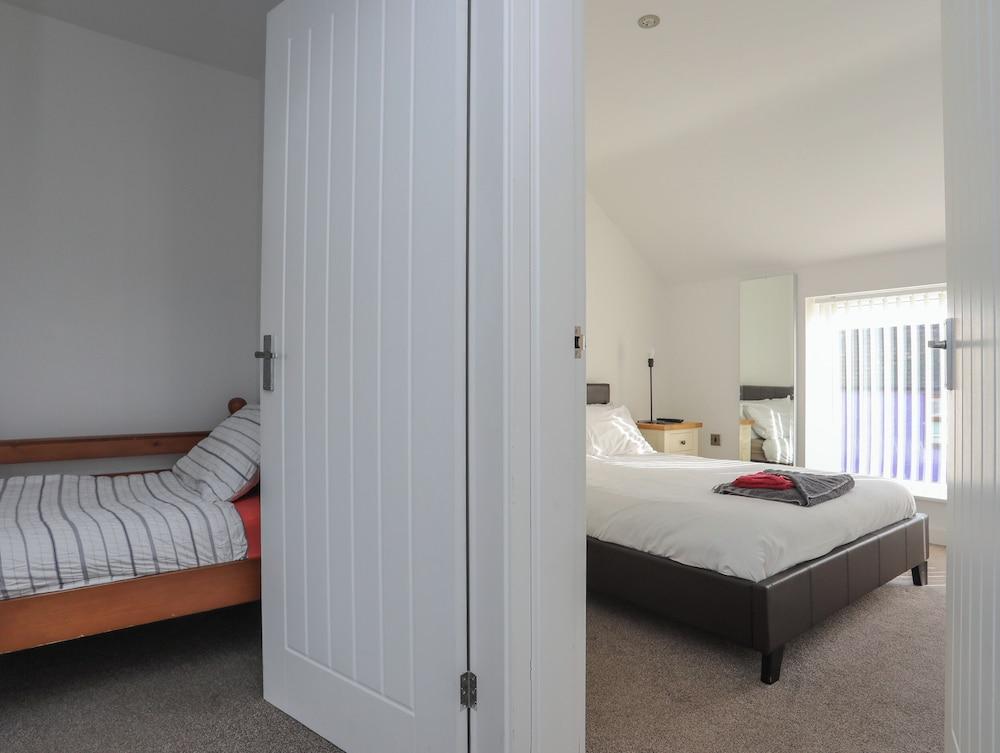 The Old Post Office 23 High Street