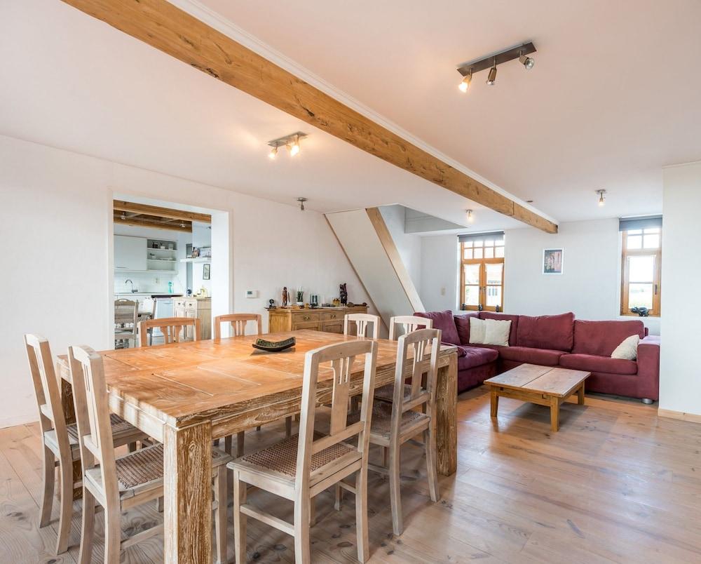 Flanders Fields Cottage Spar