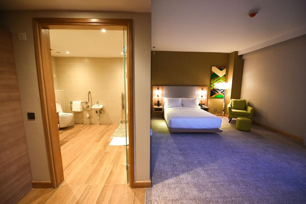 Hilton Garden Inn Kampala