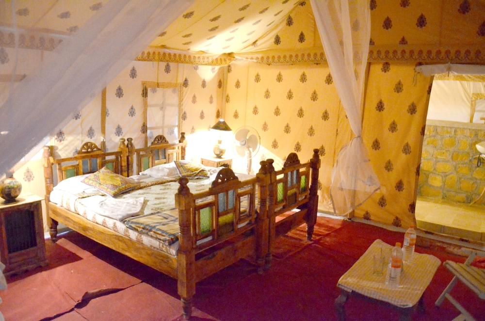 The Chirag Desert Camp Sam Sand Dunes