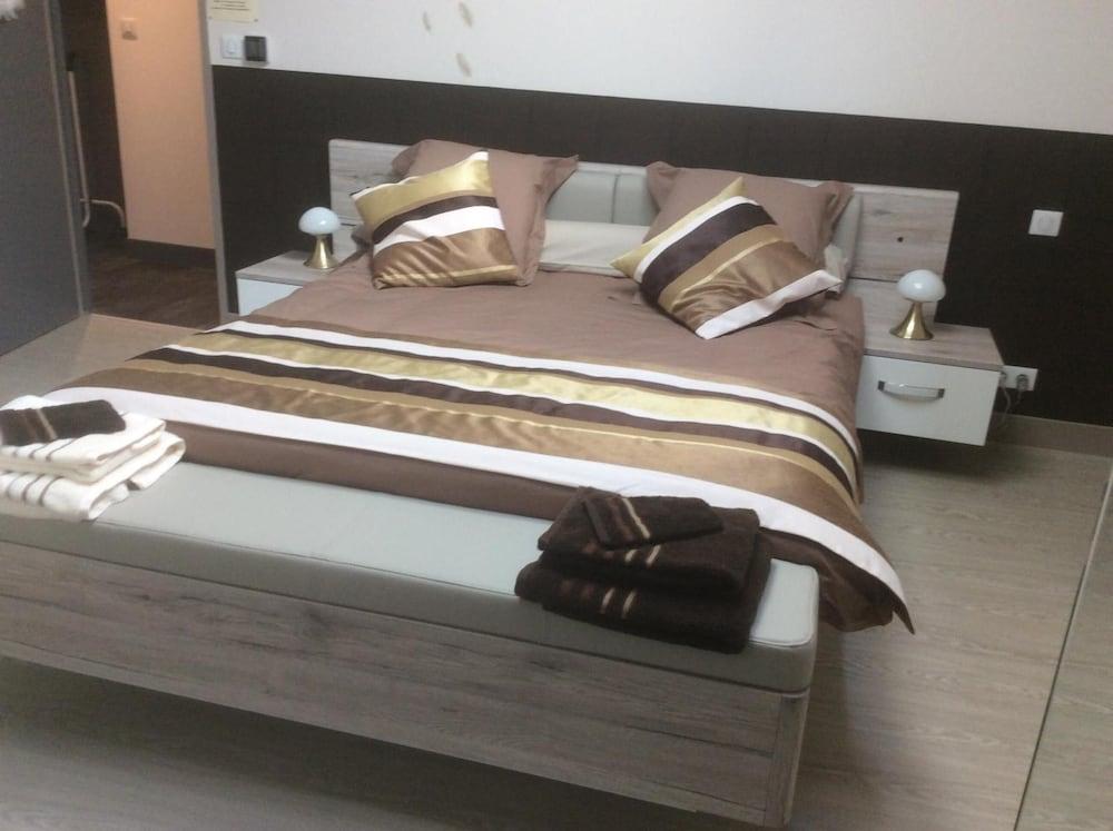 Le Grillage a Poules