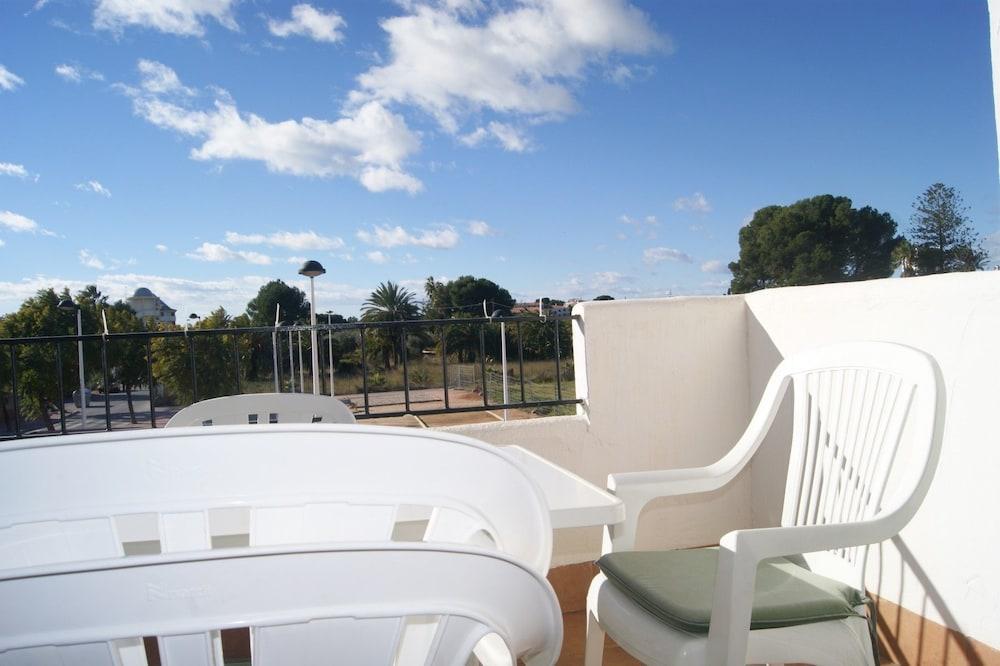 Marineu Porta La Mar