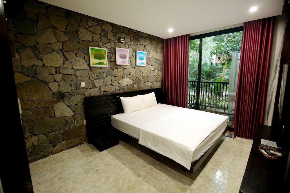 Villa CBT Flamingo Dai Lai