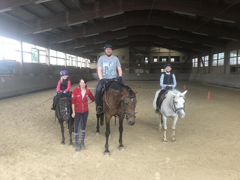 Pension & Reitschule Fuchsenhof