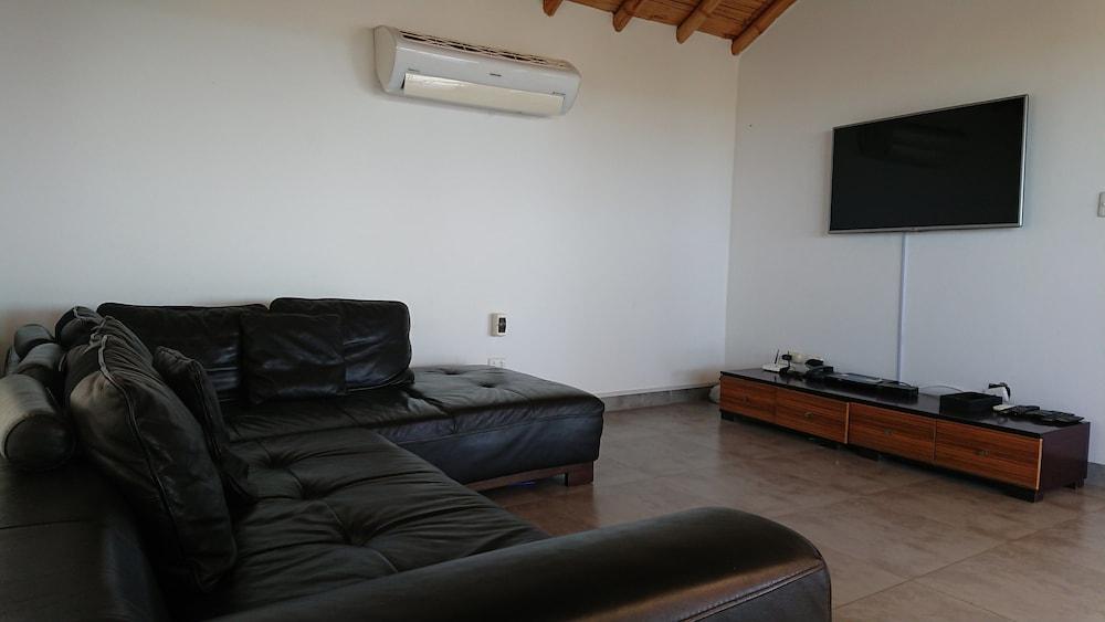 Spondylus Beach House I