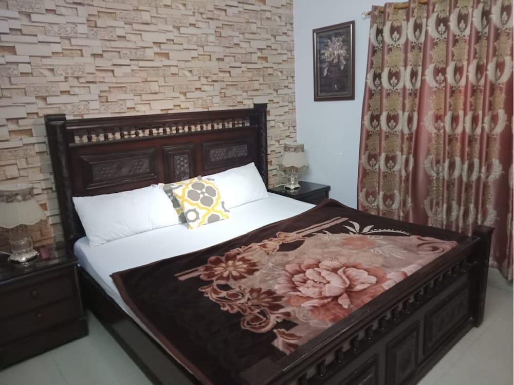 Al-Raheem Guest House