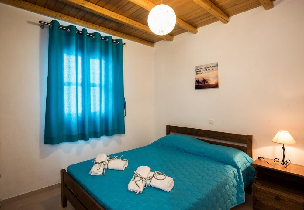 Mykonos Pro-care Suites