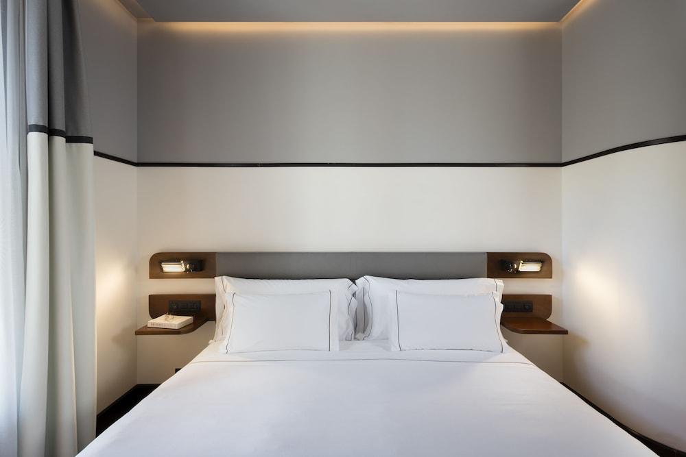 Hotel Praktik Èssens