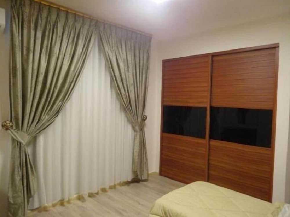 Golden Palace Hotel Apartments