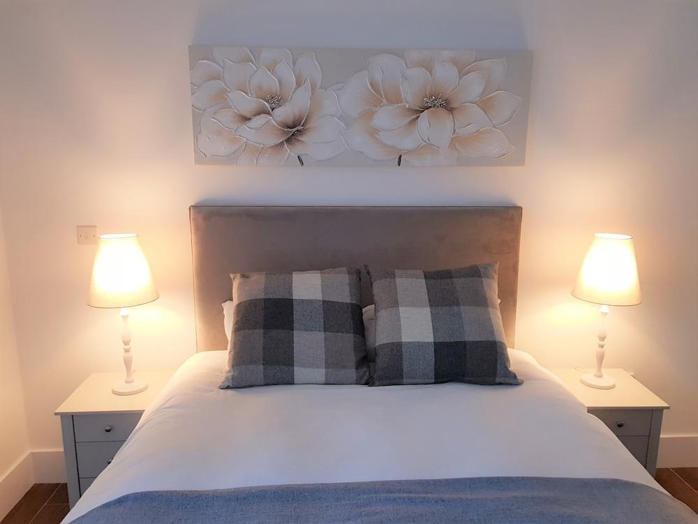 Ice House Apartments