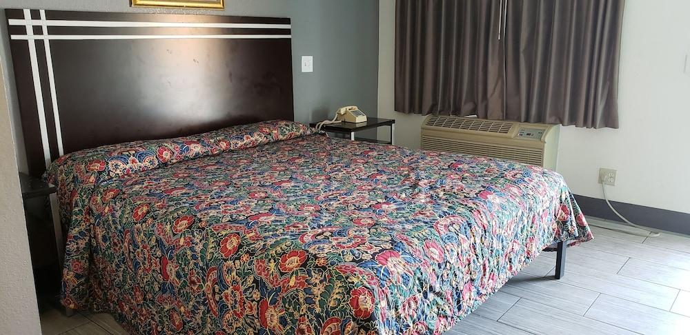 Starlight Inn La Brea