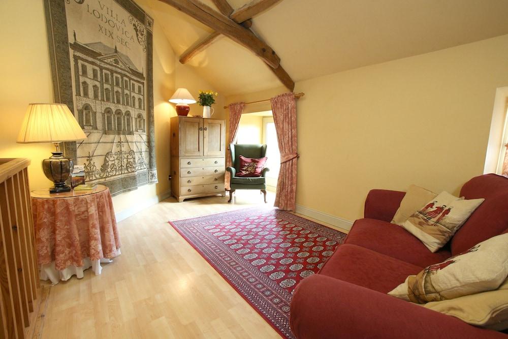 The Cornmill Stable Cottages