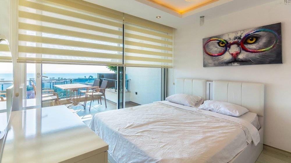 Elite Admiral Premium A2 12