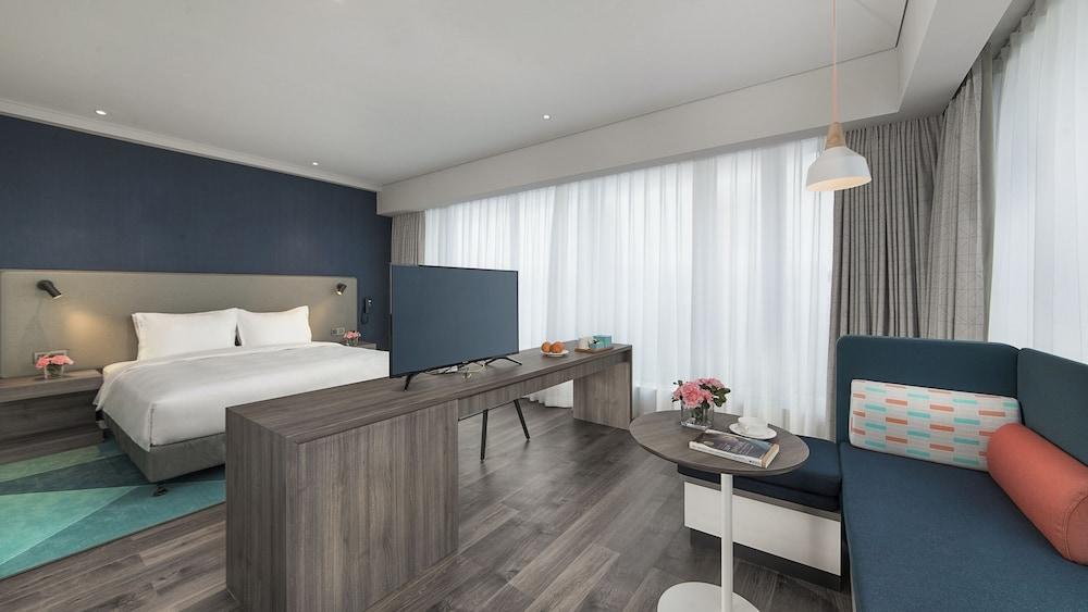 Holiday Inn Express Liyang Huafu by IHG