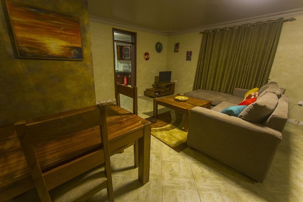 Victoria Breeze Hotel Apartment