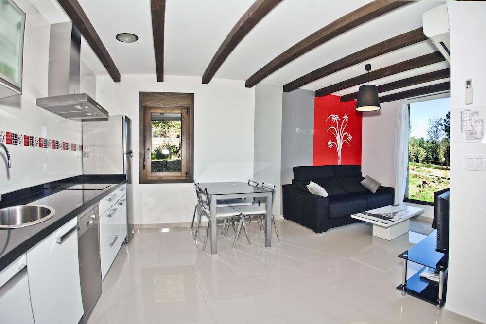 Apartamentos El Roble