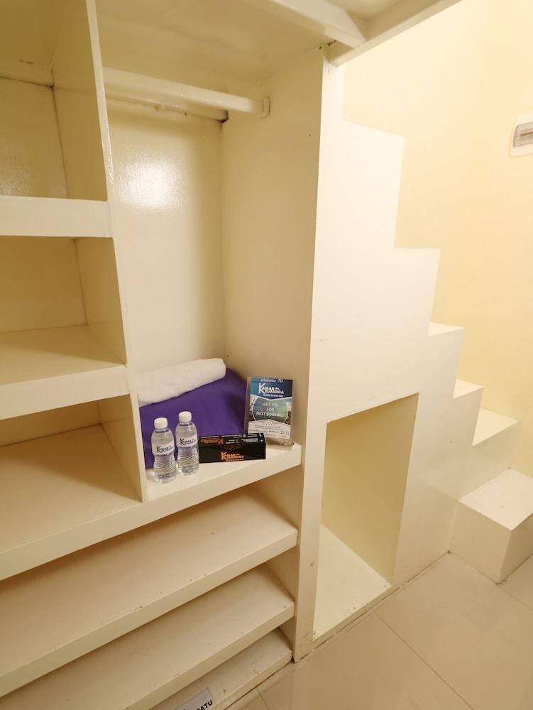 Kamar Keluarga Jelambar Syariah
