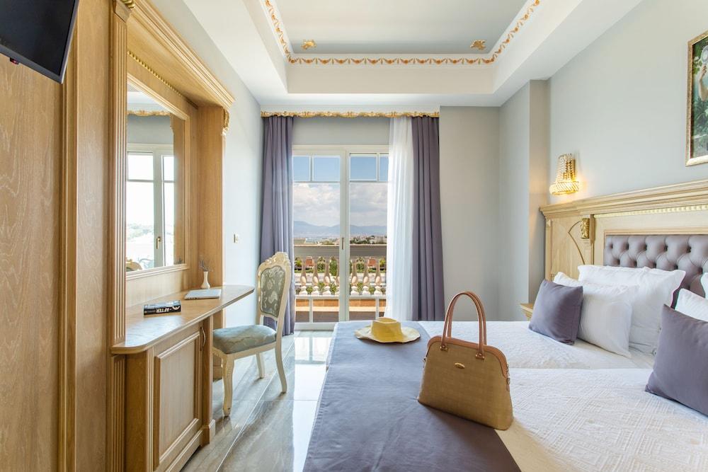 Wellness Santa Hotel - Adults Only