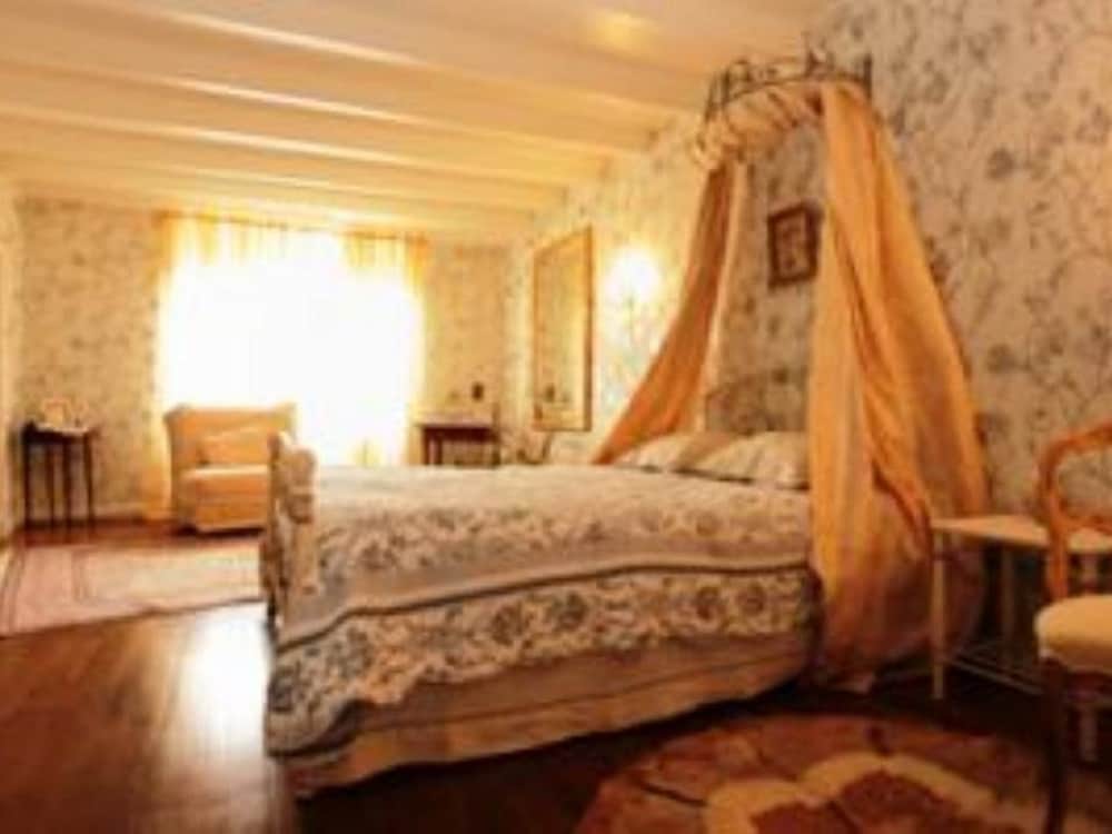 Les Belles Dormantes