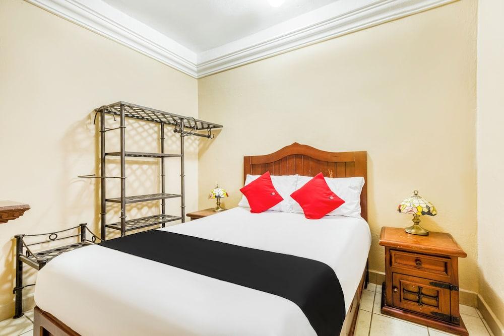 Capital O Colina Dorada